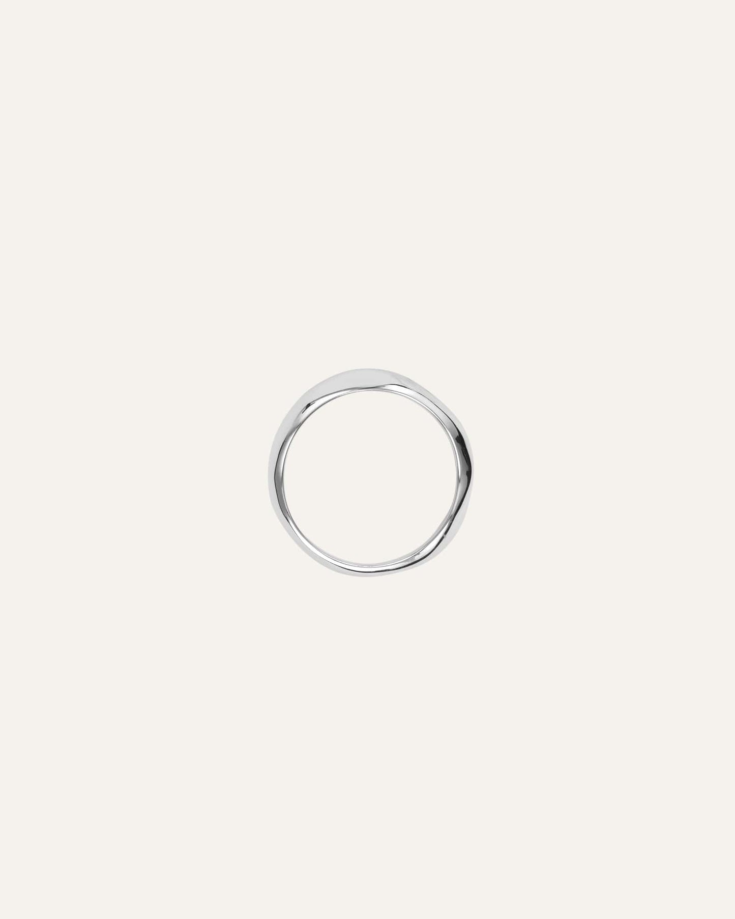 WAVY BOLDED RING