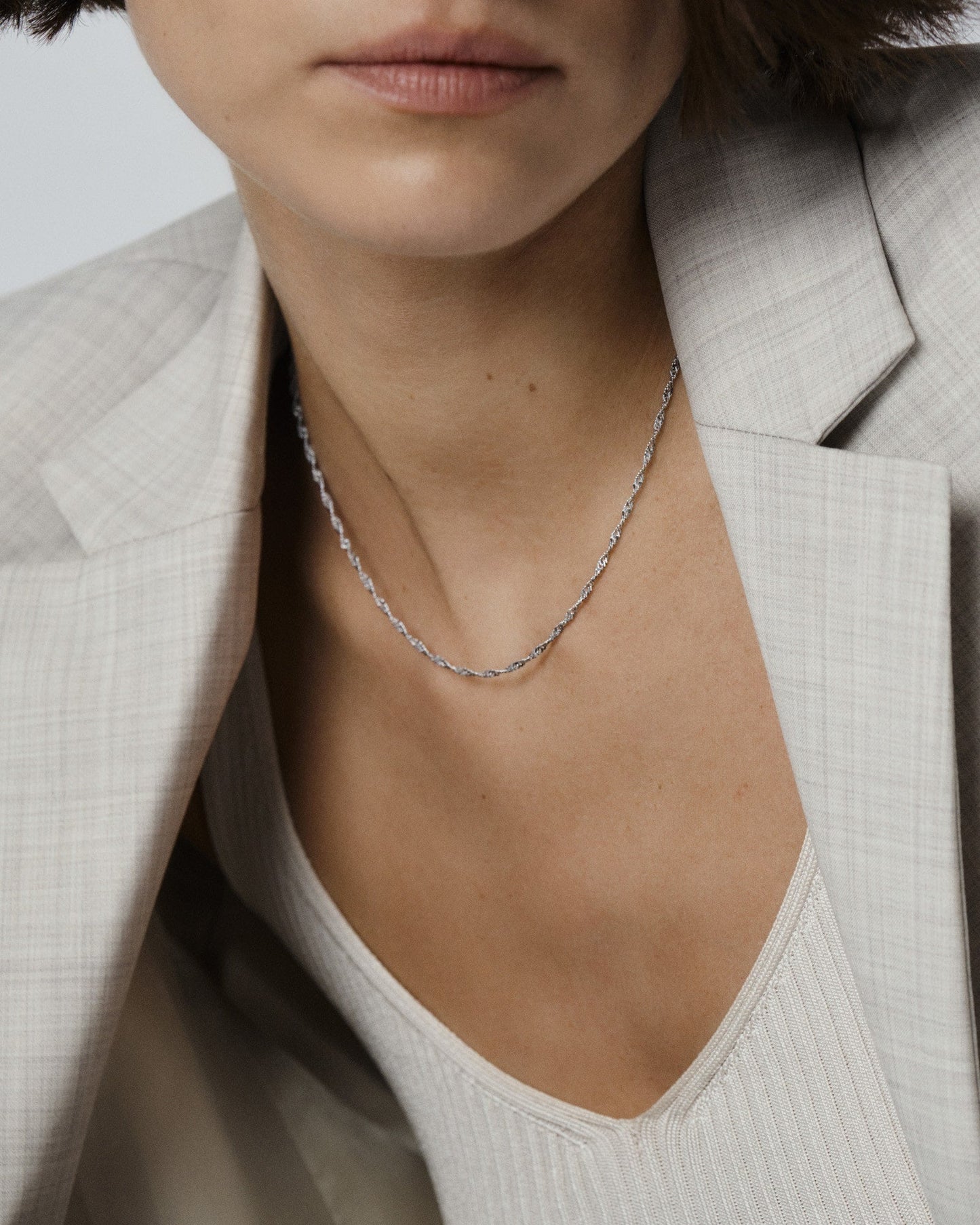Twirl necklace