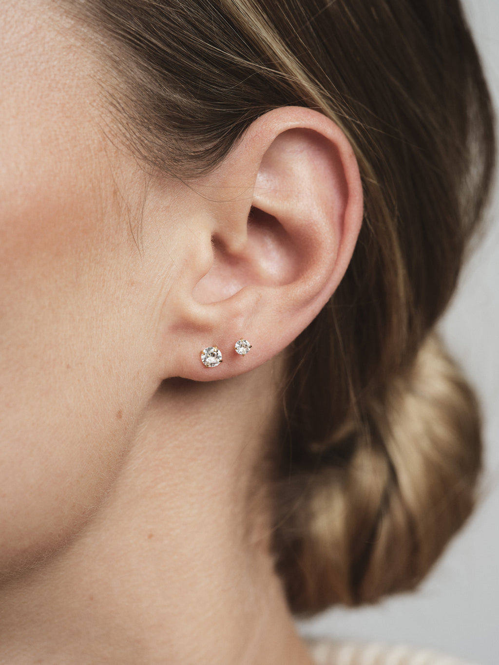 Jolie White Medium Studs