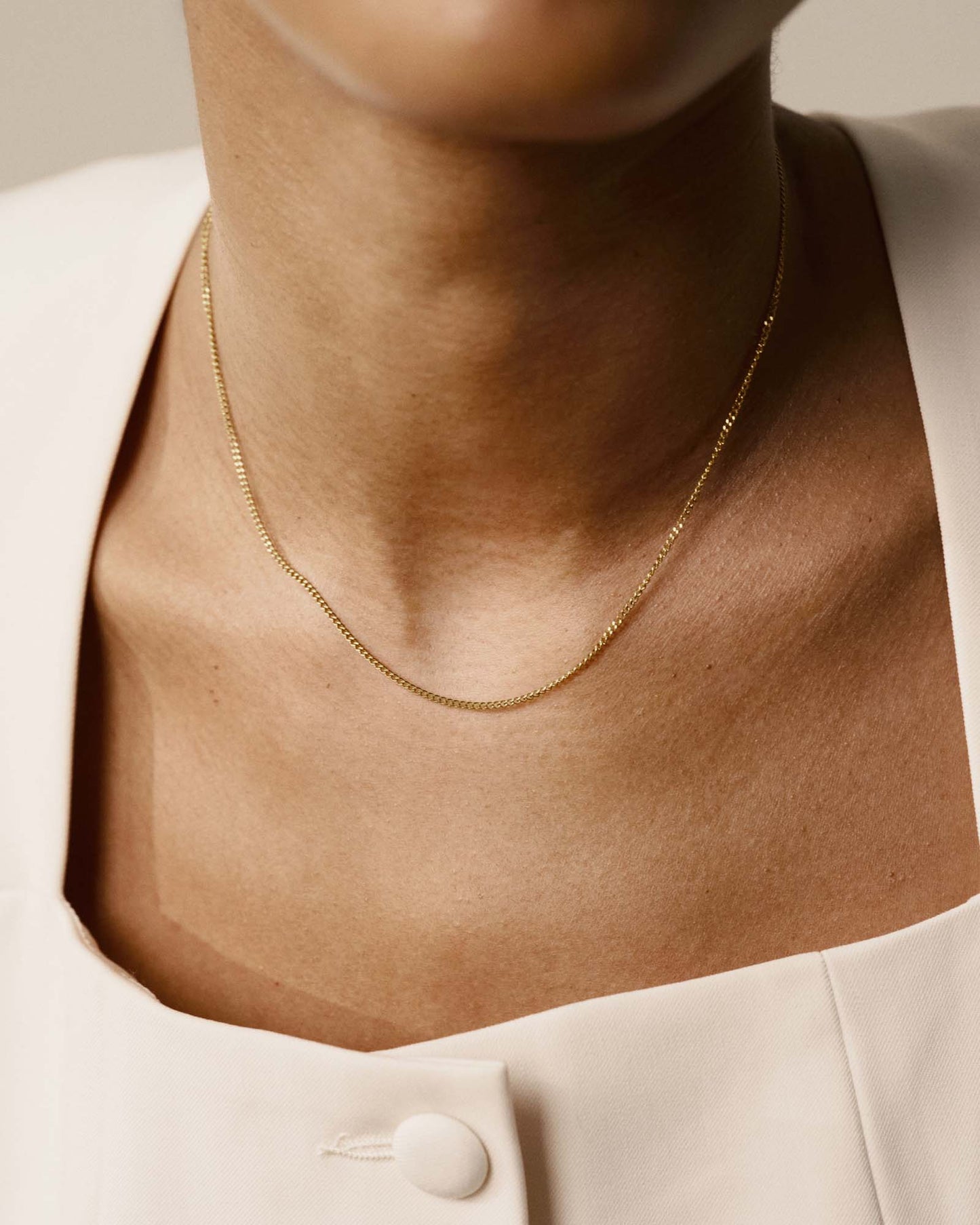 Thin Curb Chain Gold Small Necklace