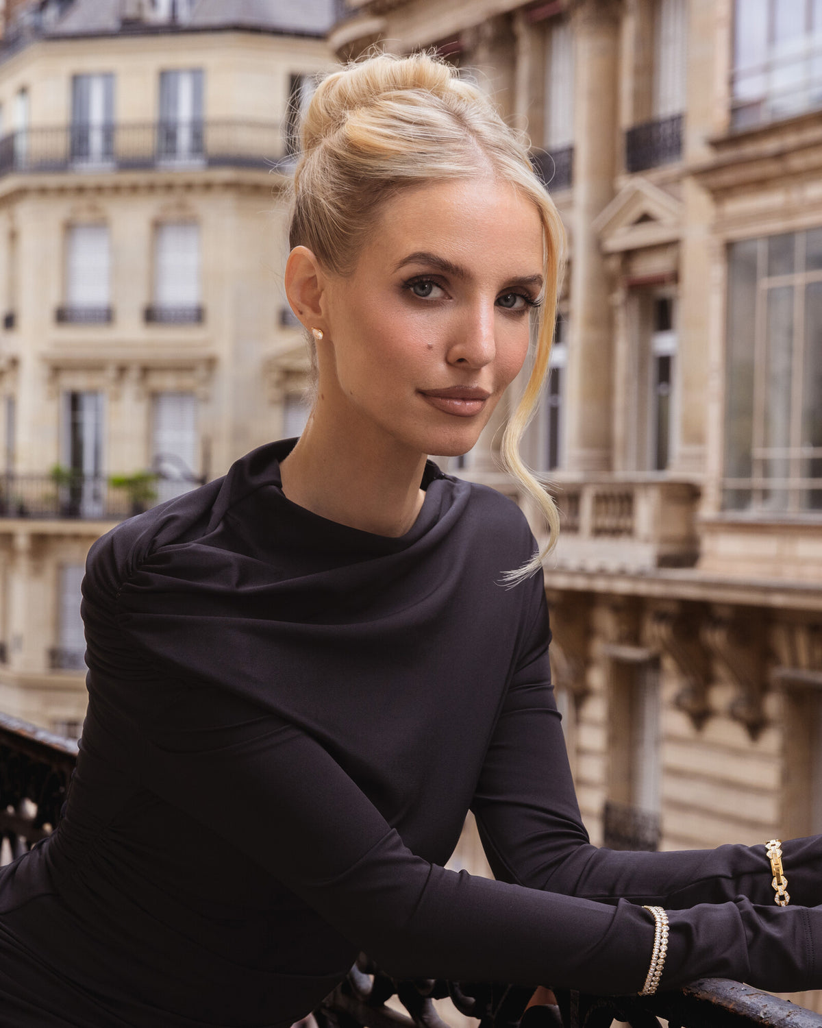 Amélie Gold Studs
