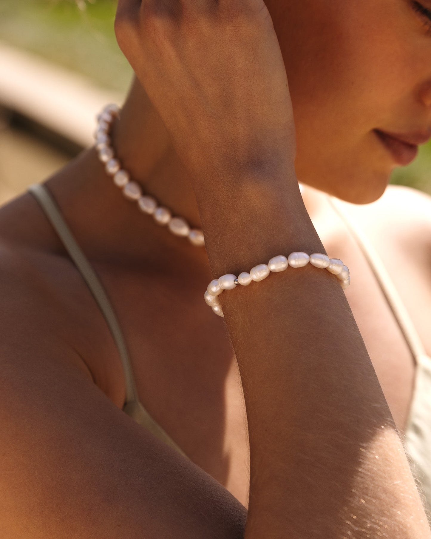 Aura Pearl Bracelet
