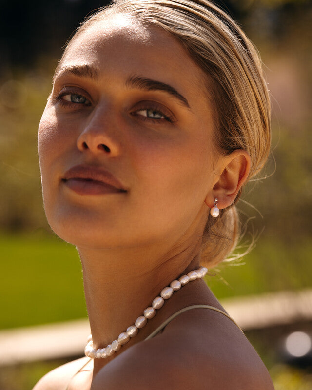 Aura Pearl Steel Earring