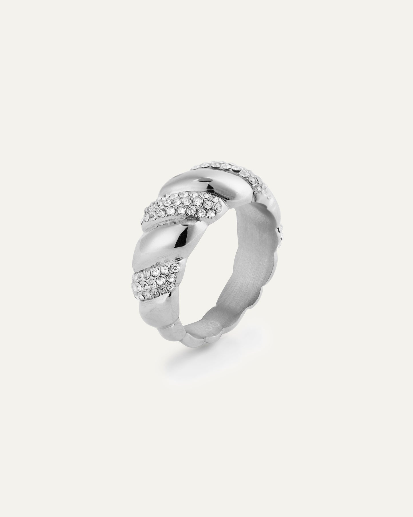 Noela Ring