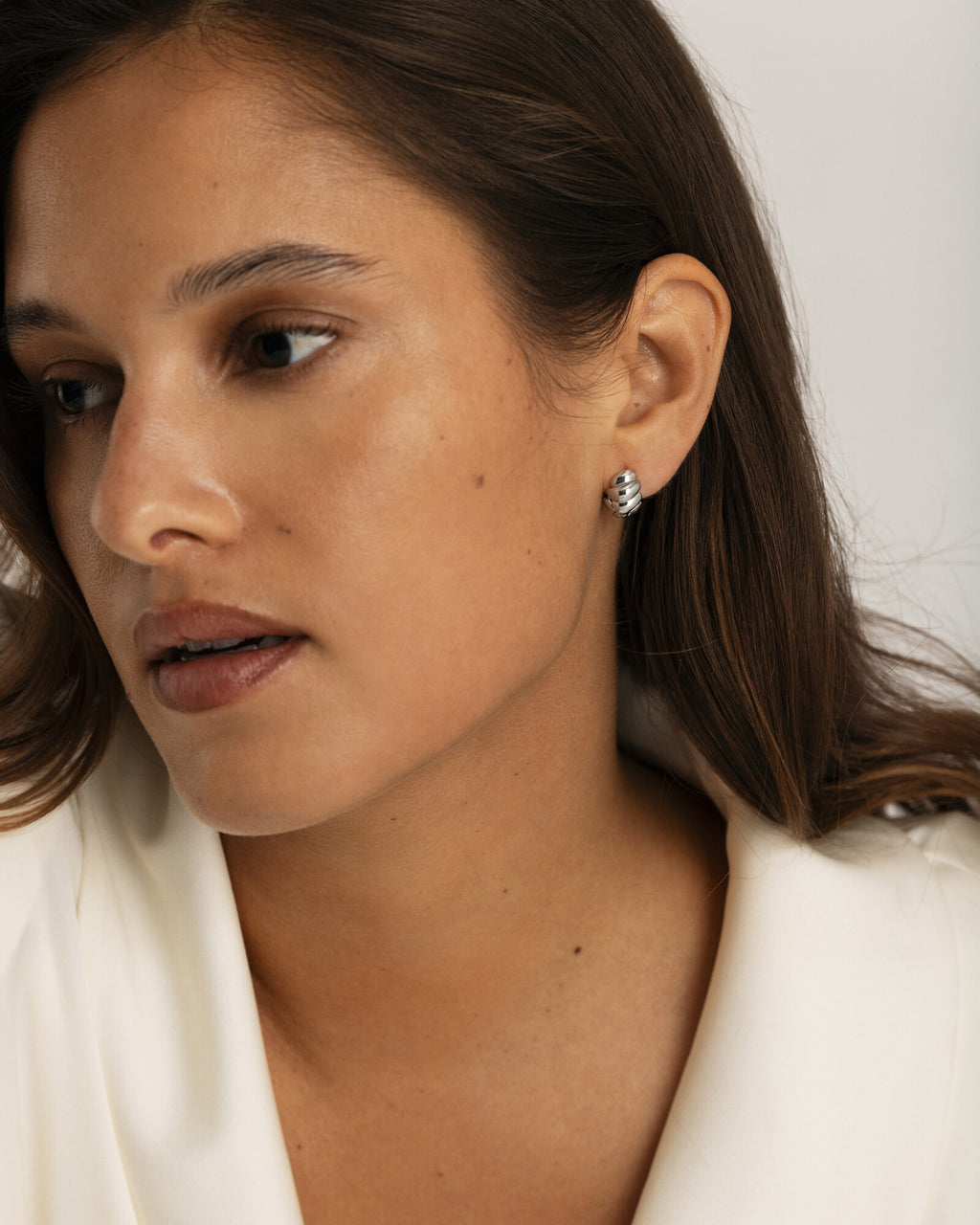 Seléne Small Hoops