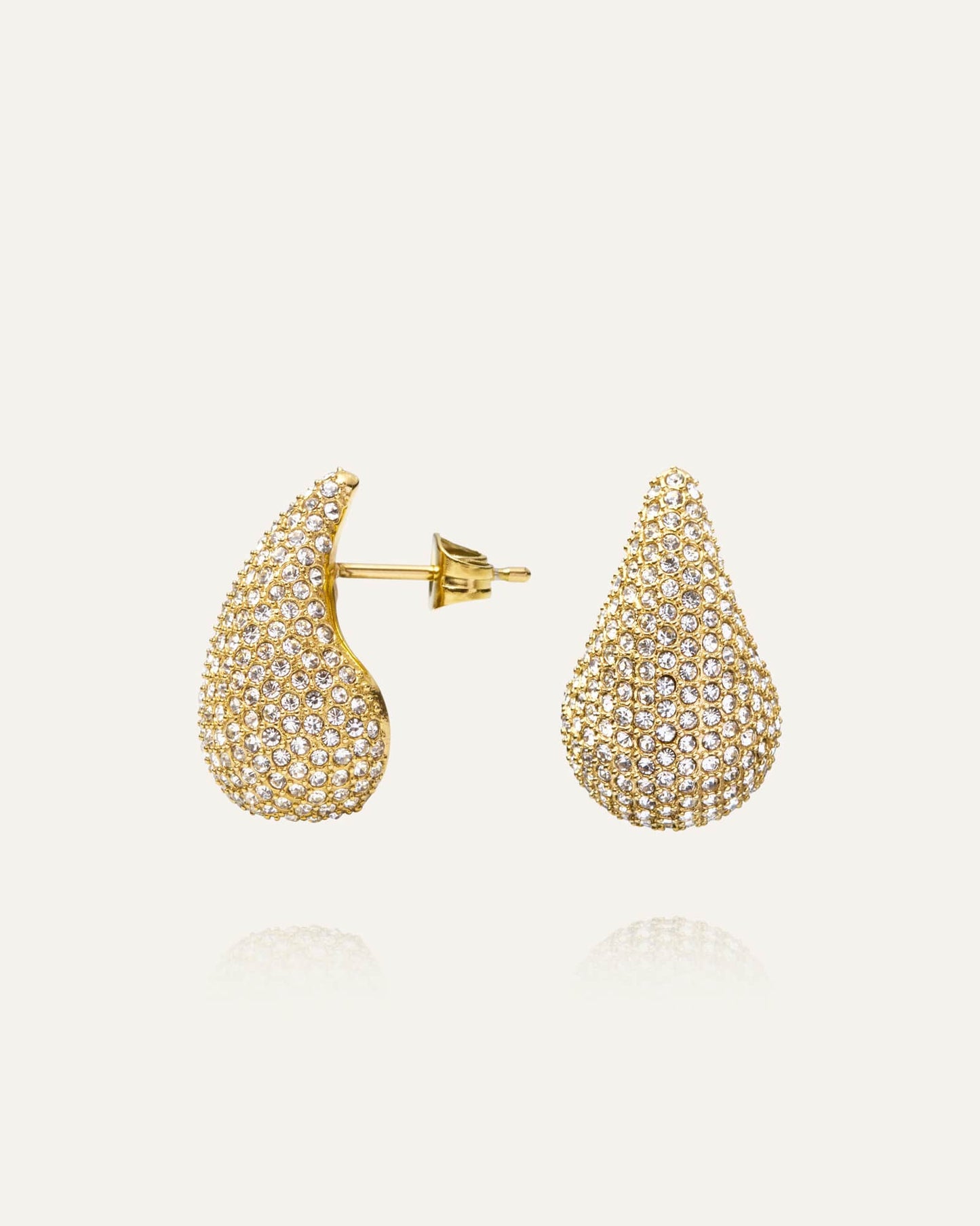 Pavé daring small gold earring