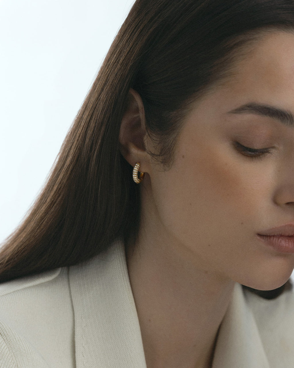 Pavé Everyday Medium Hoops