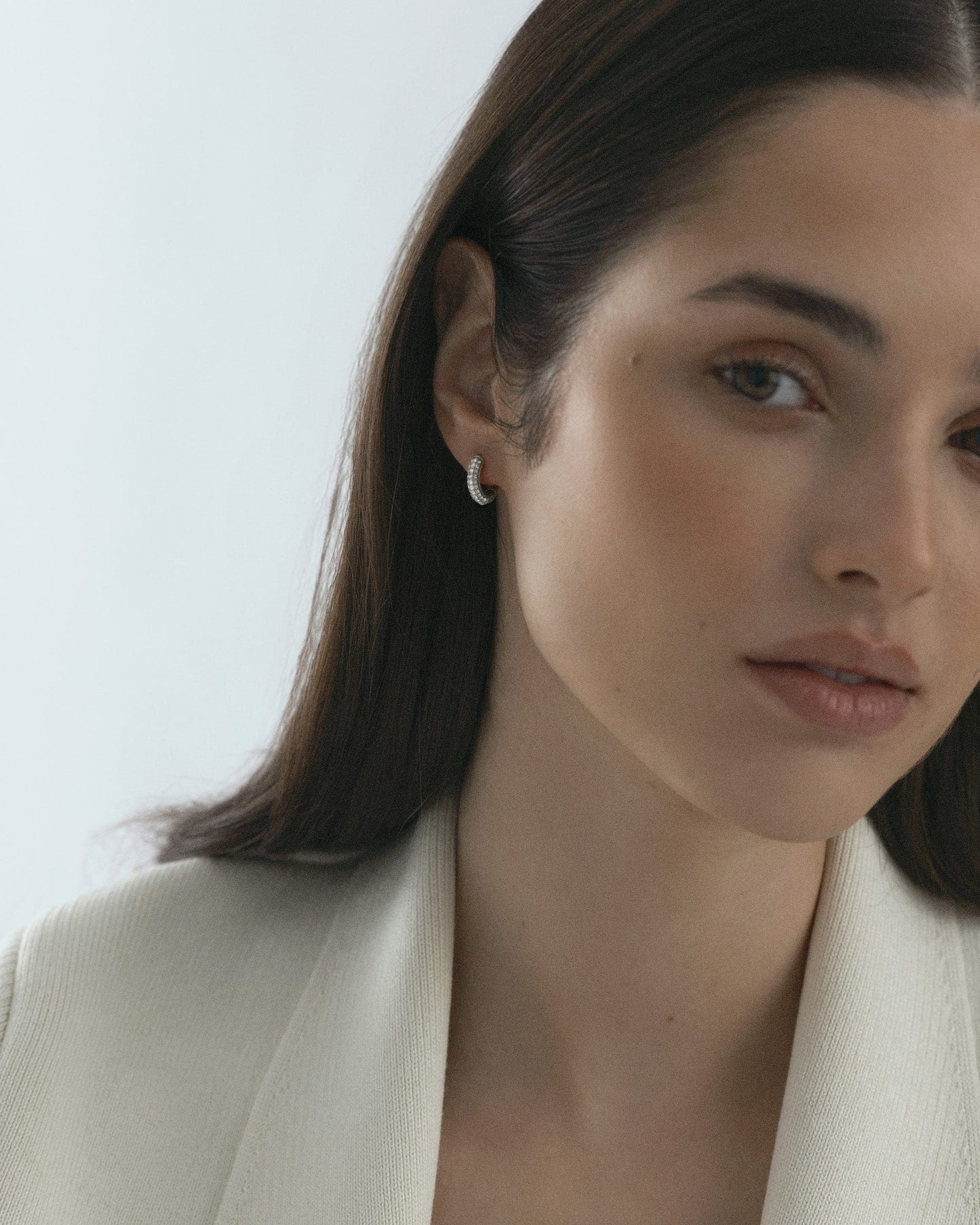 Pavé everyday small hoops