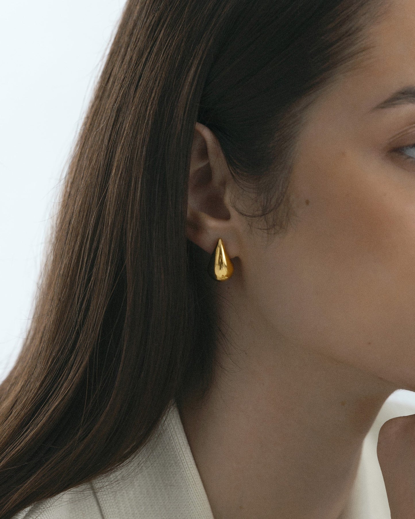 Plain daring small earring