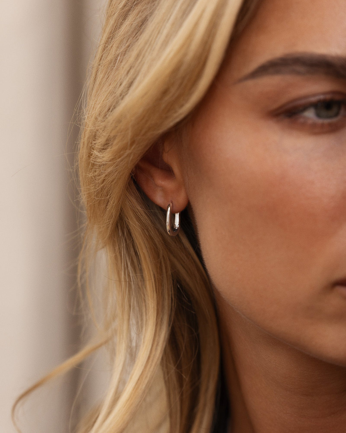 Slim Small U-Hoops