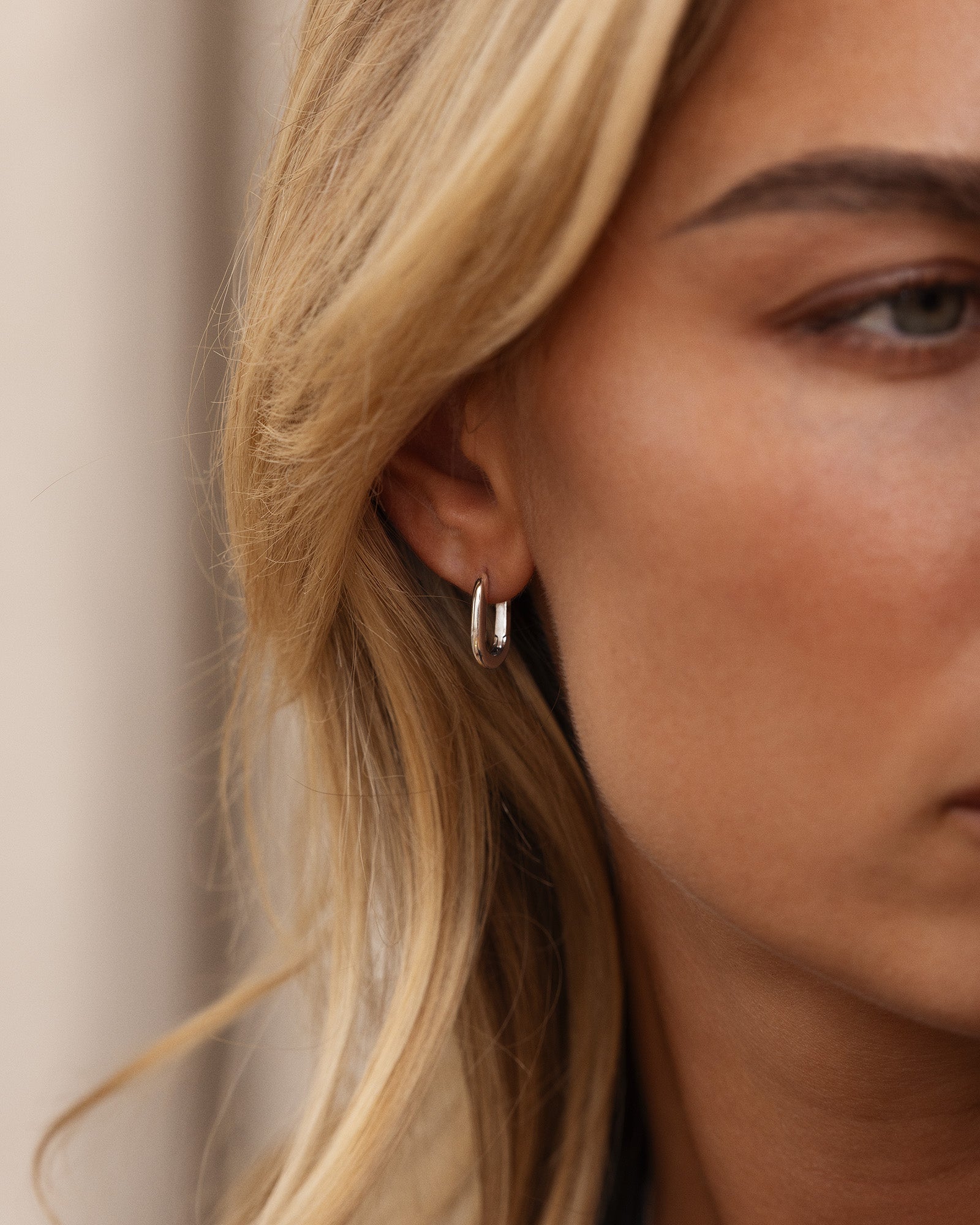 Slim Small U-Hoops