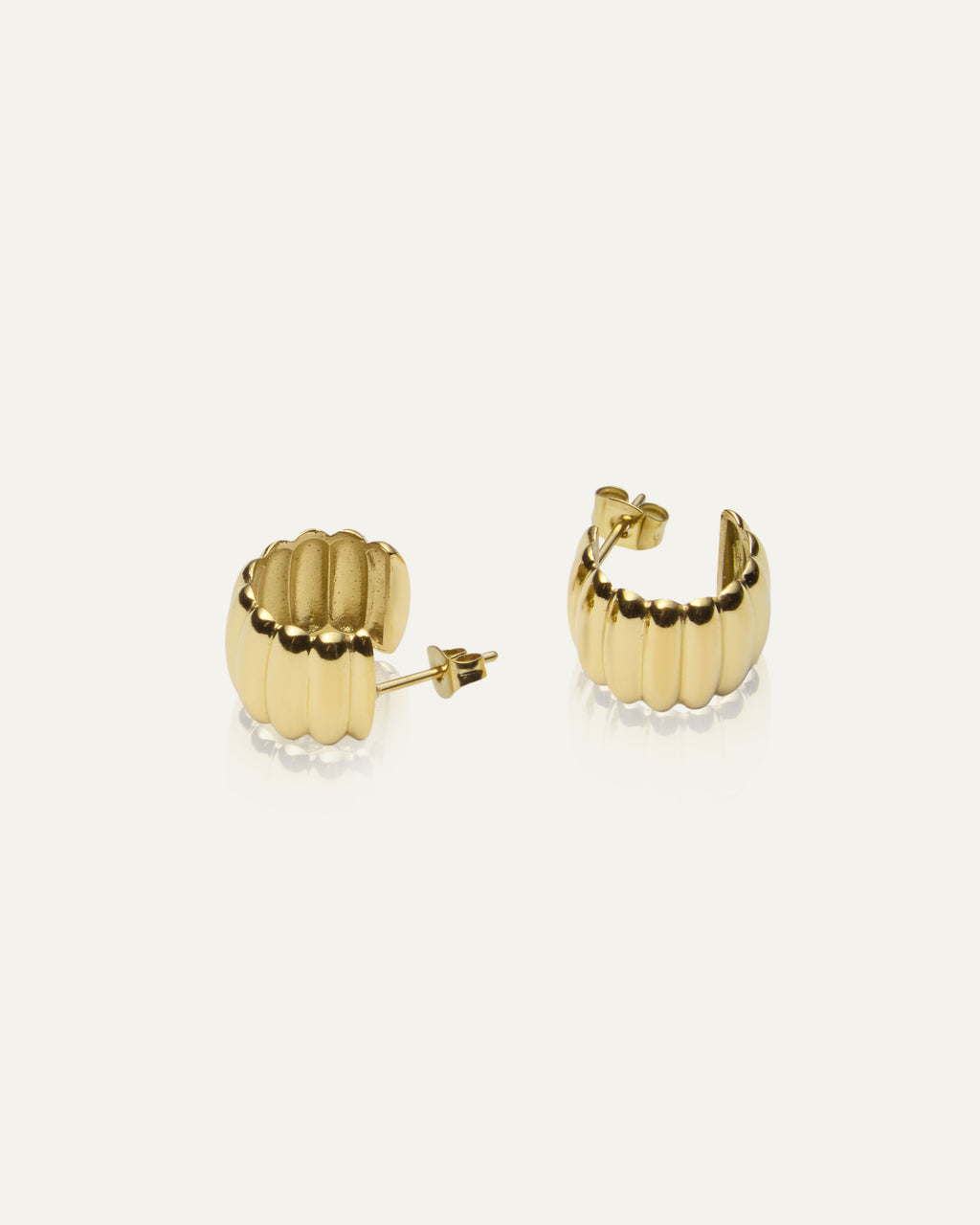 Chic Ribbed Earrings