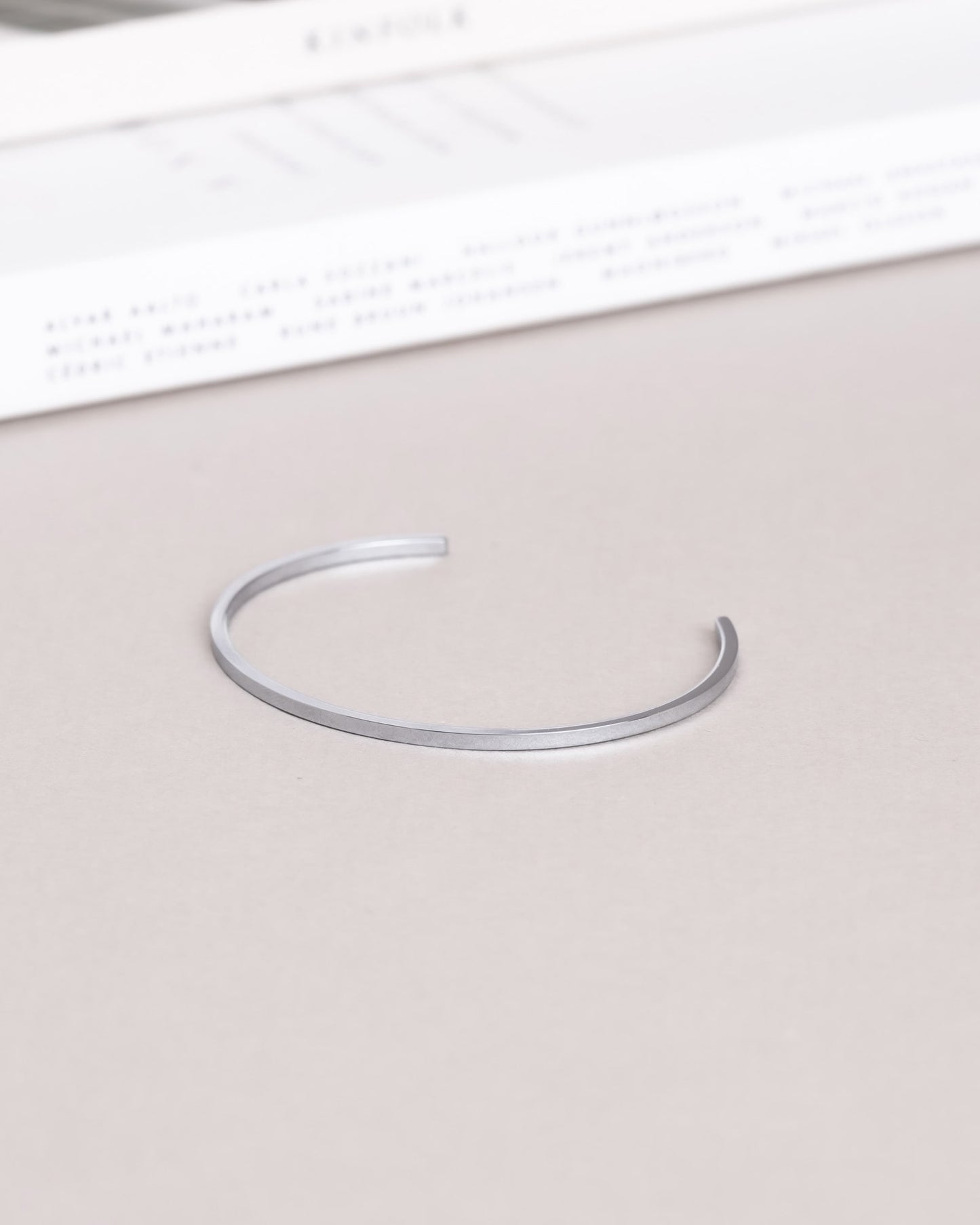 Sleek Bangle Silver Small